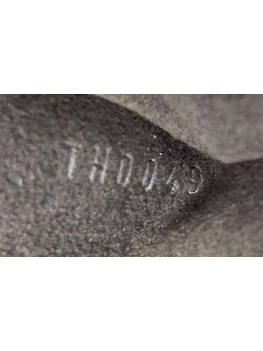 Louis Vuitton Xl Hobo Mahina Leather #335602L10B